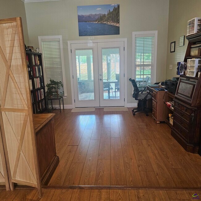 Foto del edificio - 316 Montview Way