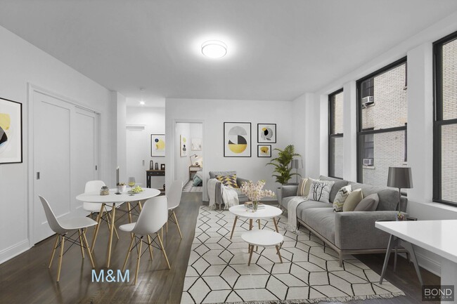 Building Photo - 200 W 58th St
