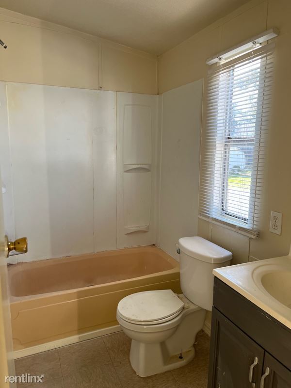 Building Photo - 16923 Avenue A