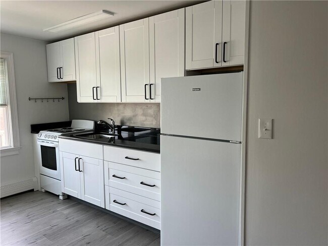 Foto del edificio - 38 Rhode Island Ave