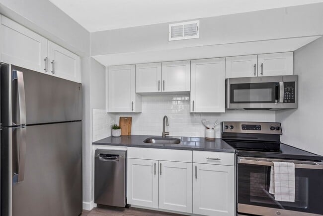 Interior Photo - 7201-05 Gravois Apartments