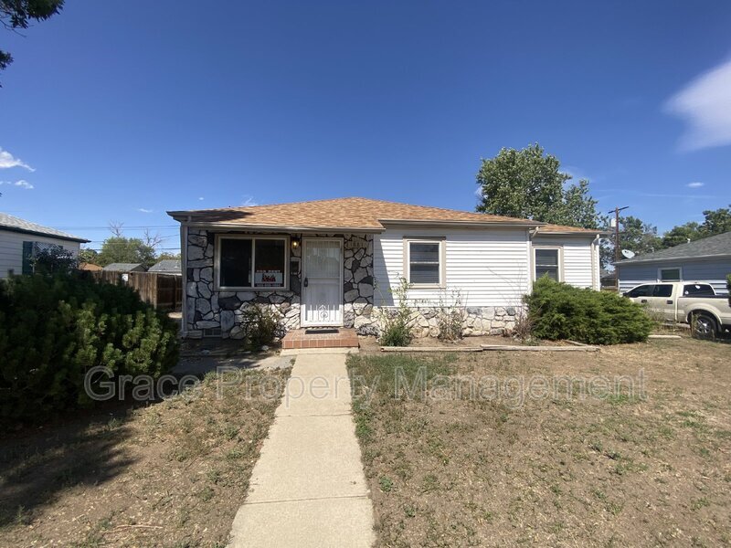 Foto principal - 1881 Rowena St