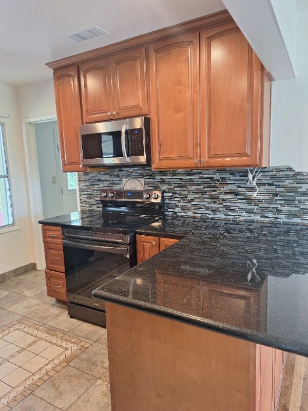 Foto del edificio - 5532 Pepperwood Ave