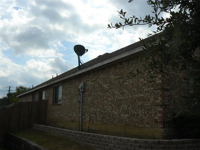 Foto del edificio - 6324 Canyon Lake Dr