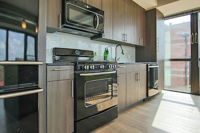 Foto del edificio - 1230 N Wells St