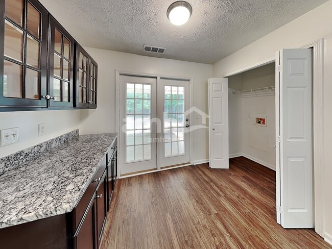 Building Photo - 2857 Golden Club Bend