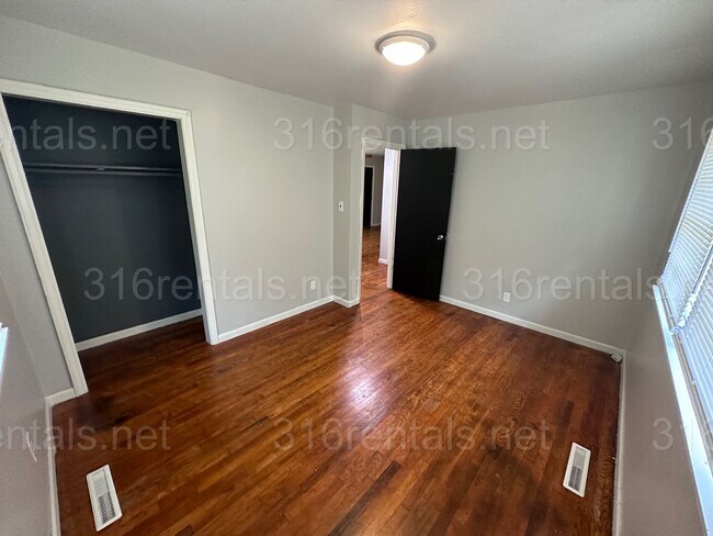 Foto del edificio - 1514 Park Ln