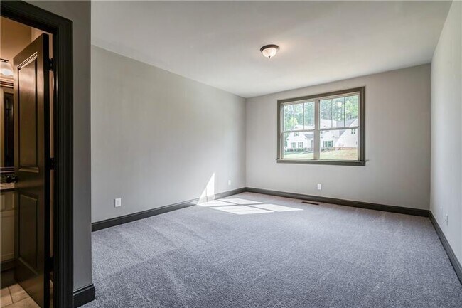 Building Photo - 264 Bear Paw Ct