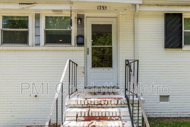 Foto del edificio - 1733 Academy St