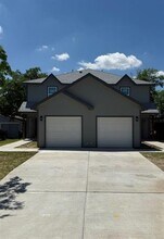 Building Photo - 2900 Olive Pl
