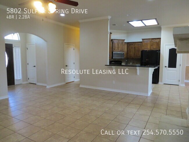Building Photo - 5802 Sulfur Spring Dr
