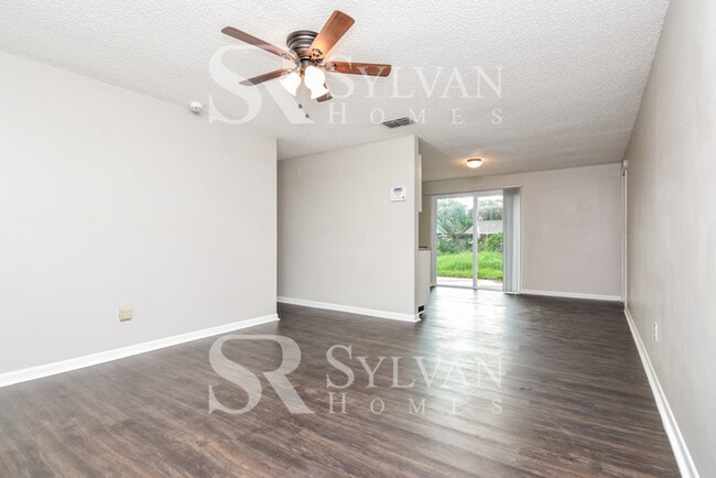 Building Photo - The Lifestyle You Deserve.