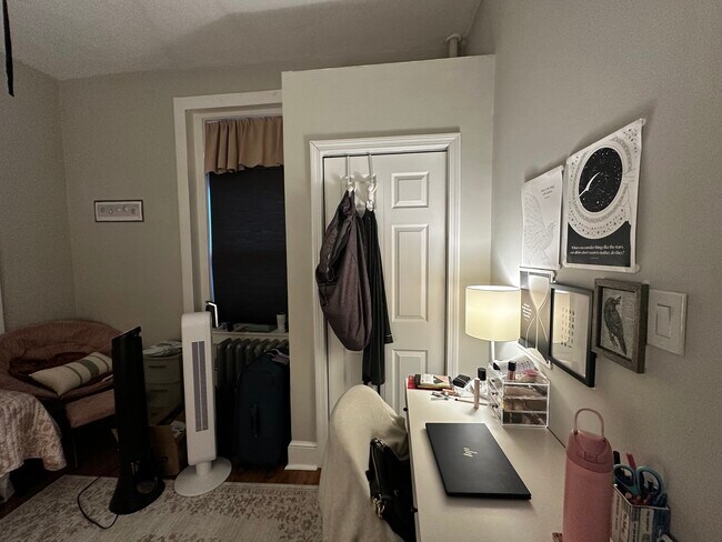 Building Photo - 38 Hemenway St