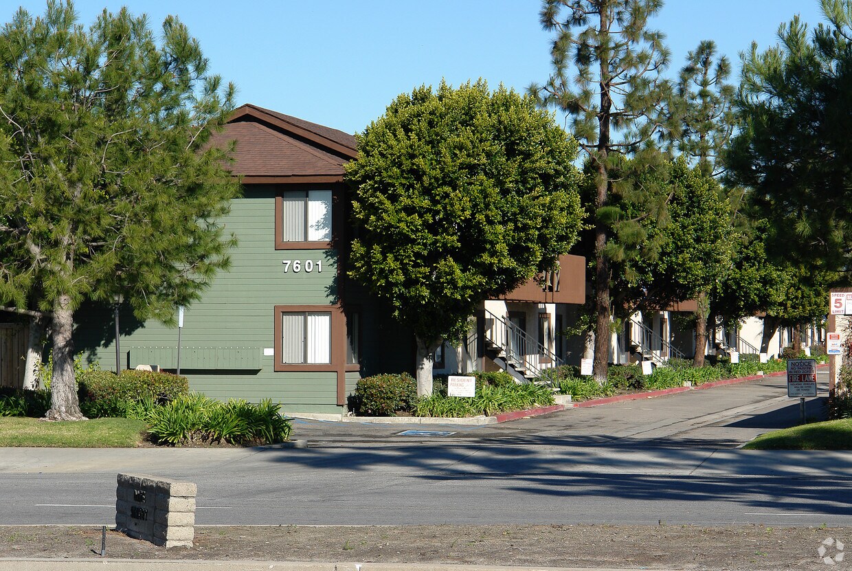Aspen Pine Apartments Apartments in Stanton, CA