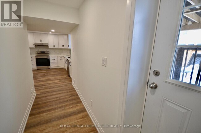 Photo du bâtiment - 5 Arctic Grail Rd