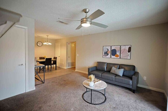 Foto del edificio - 50 Northtown Dr