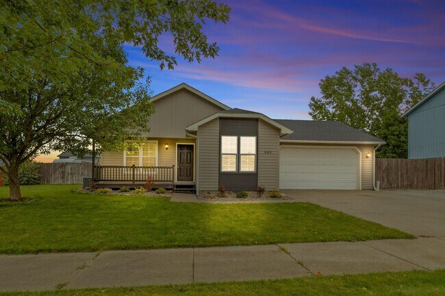 Foto del edificio - Updated Single Level Home In Post Falls