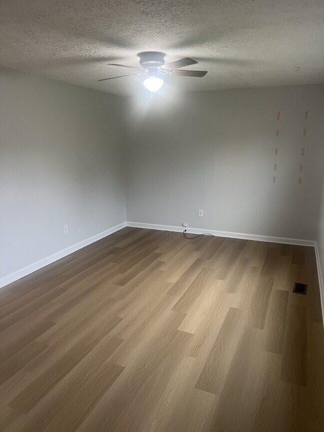 Foto del edificio - 204 Powell St