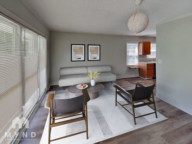 Building Photo - 209 Graham St