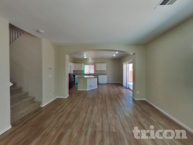 Building Photo - 1025 E Oceanwood Ave