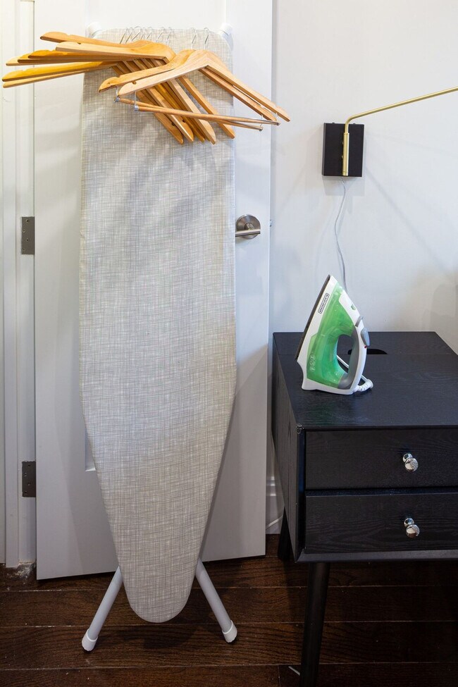 Building Photo - 410 E 62nd St