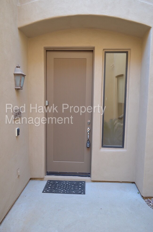 Foto del edificio - 7445 E Eagle Crest Dr