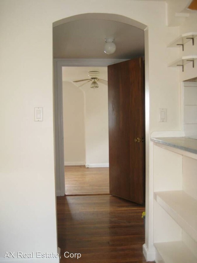 Building Photo - 56 Thurton Pl