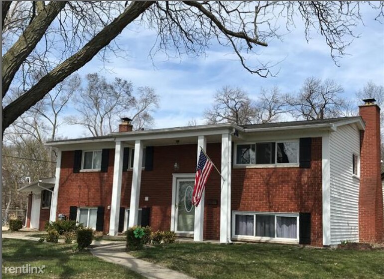 Primary Photo - 5 br, 2 bath House - 6458 Lotus Ct