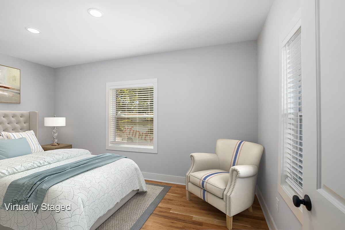 1004 Diamond Ave NE, Grand Rapids, MI 49503 Townhouse for Rent in