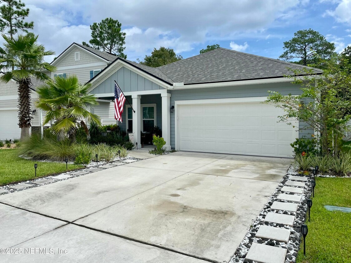 Foto principal - 2090 Hawkeye Pl