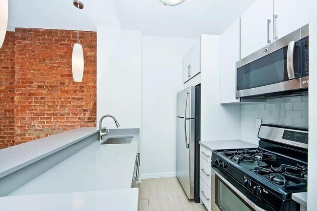 Foto del edificio - 1 bedroom in New York NY 10014