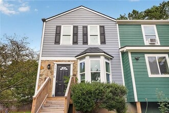 Building Photo - 7033 Panda Ln