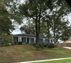 Building Photo - 1704 Princeton Woods Dr W