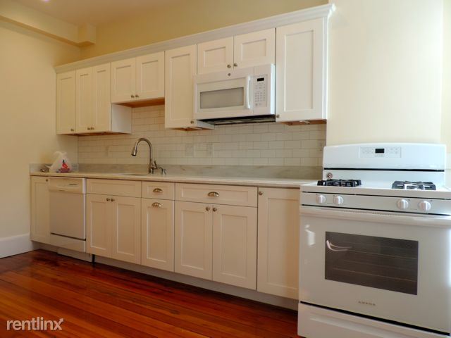 Primary Photo - 249 L St