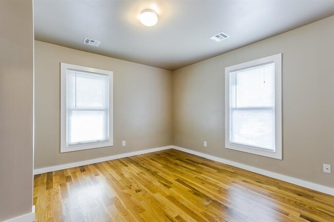 Foto del edificio - 109 N 9th St