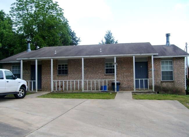 Building Photo - 21 McGee Rd