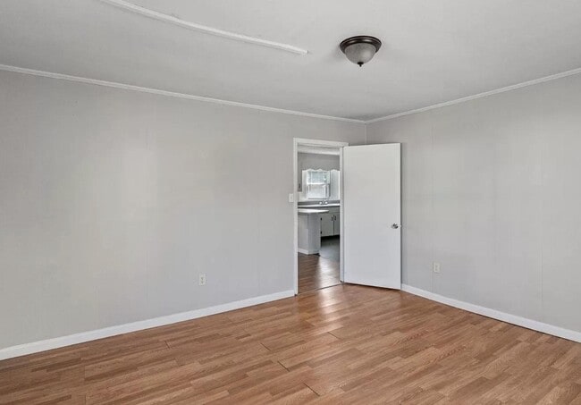 Building Photo - 1605 Collinston Dr