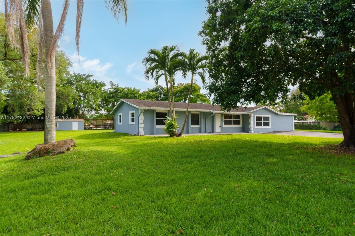 Primary Photo - 13980 SW 36th Ct