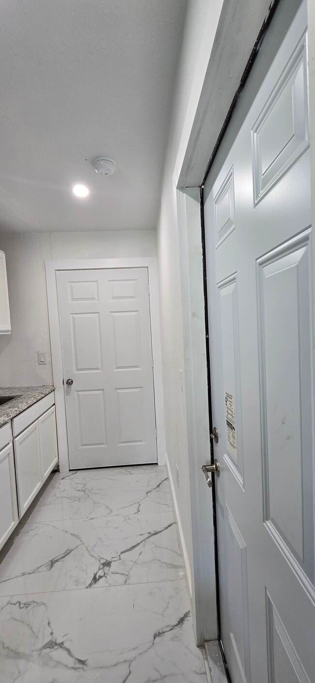 Foto del edificio - 1711 SW 129th Way