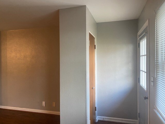 Foto del edificio - 1013 Charles St