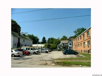 Building Photo - 3103-3107 Denison Ave