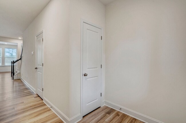 Building Photo - 115 Hyacinth Ln