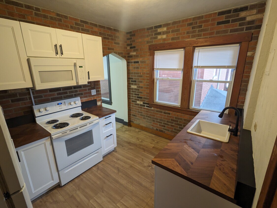 Foto principal - 1526 Greenmount Ave