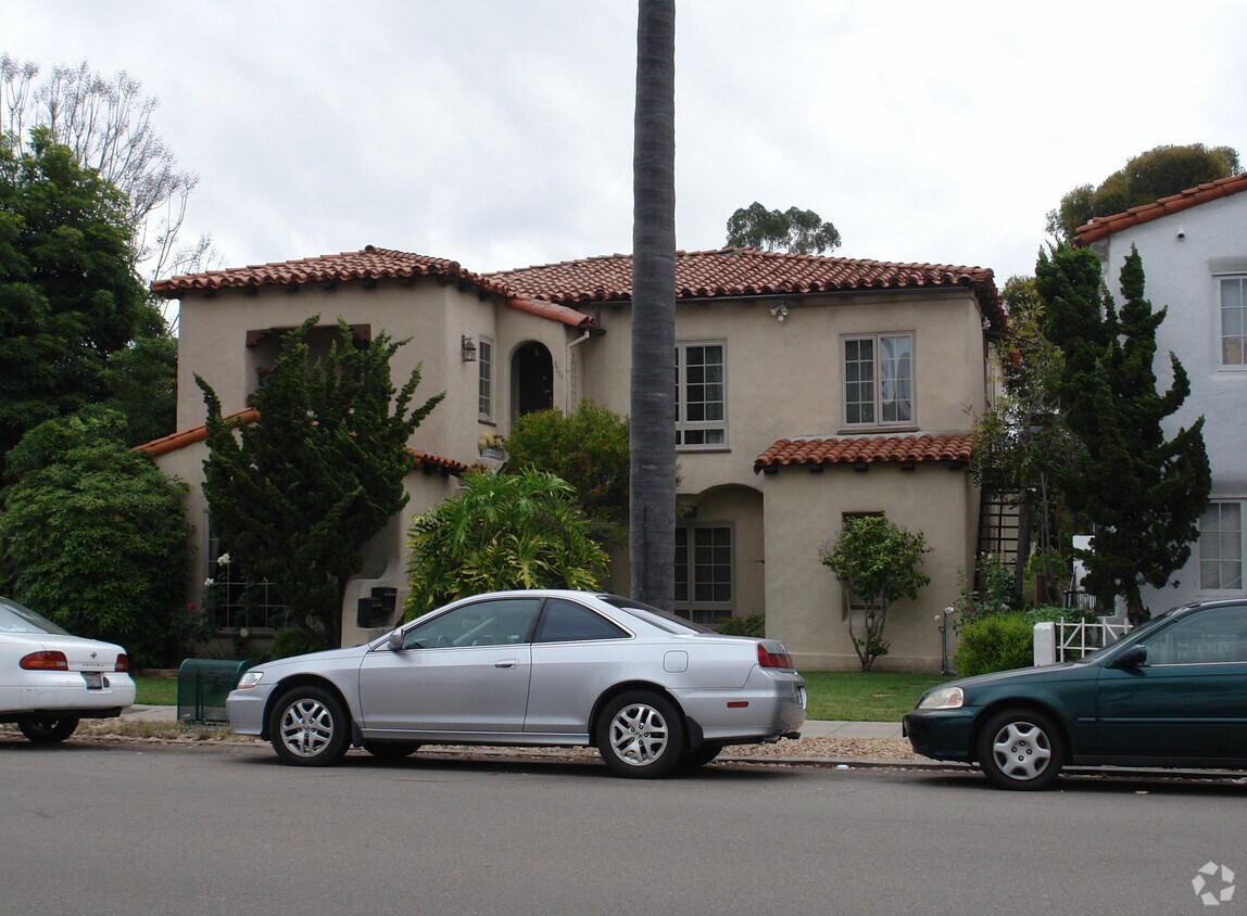 Primary Photo - 3771 7th Ave