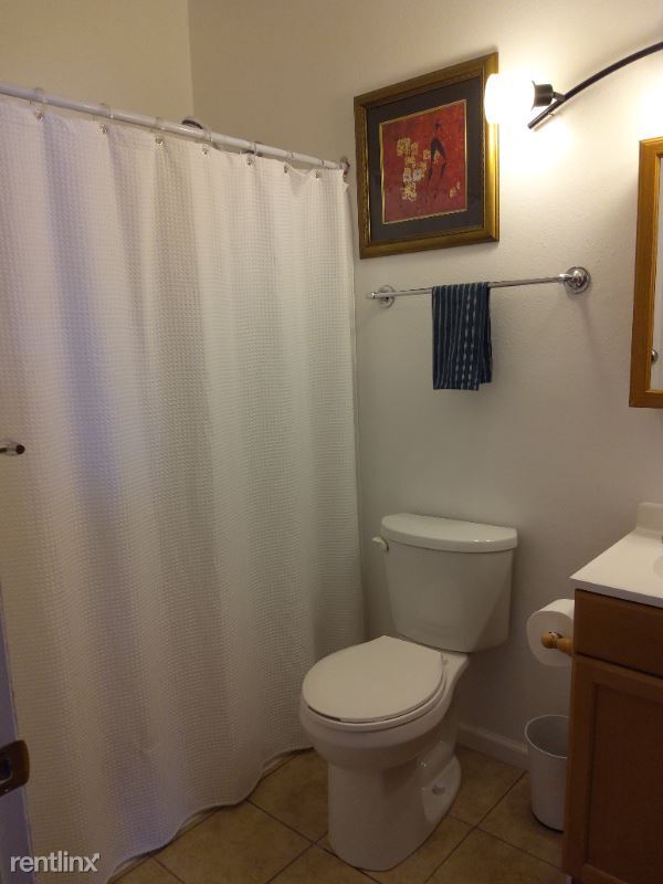 Building Photo - 2 br, 1 bath Townhome - 200 Colorado Ave
