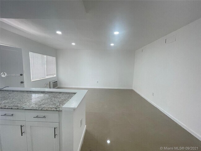 Foto del edificio - 7311 Gary Ave
