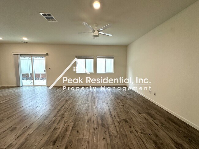 Foto del edificio - 4 br, 2.5 bath House - 11777 Socrates Wy