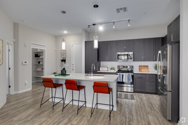 Axis Camelback - Axis Camelback Apartments