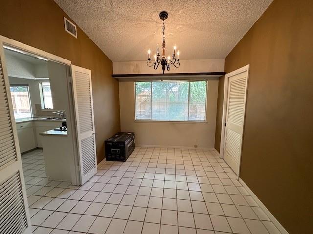 Building Photo - 8711 Westover Club Dr