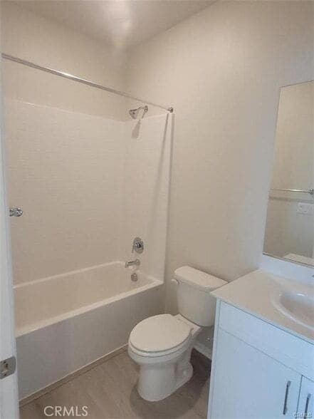 Building Photo - 2058 Bergamot St